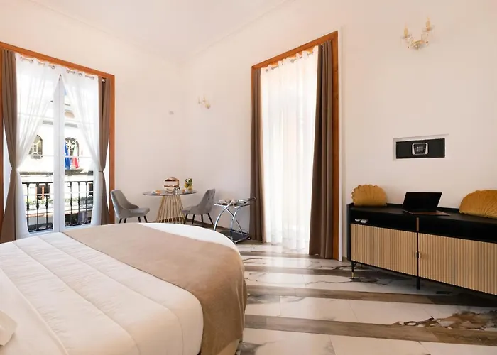 Frühstückspension Sant'antonino Luxury 4*